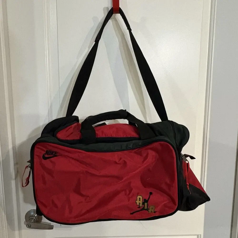 Nike Air Jordan Duffle Bag Gym Weekender 90’s Embroidered Gray Tag Basketball